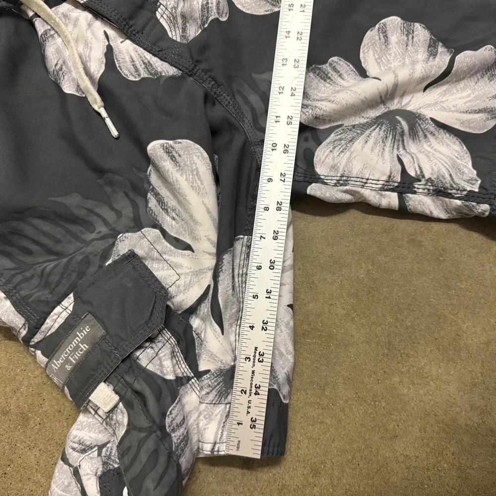 Abercrombie & Fitch style cargo